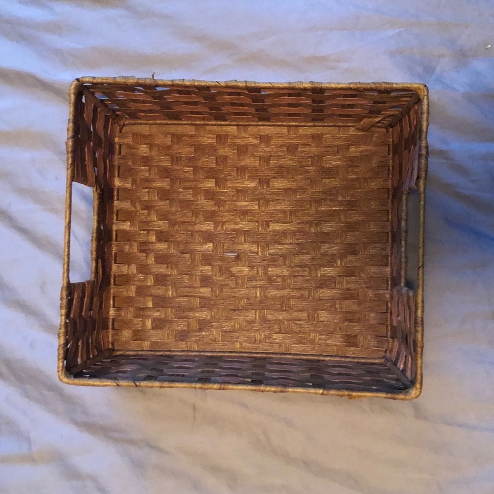 Whicker Basket